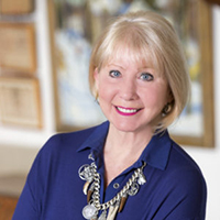 staff-elizabeth-pook